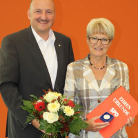 Bundestagsabgeordneter Bernd Rützel und Heidi Wright MdB a.D.